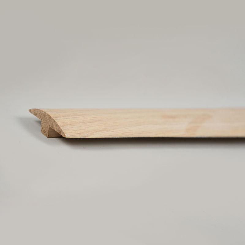 화이트 오크 통나무 통나무 T-몰딩(페인트 미완성) - 오크 천연색 9/32'x1 31/32'