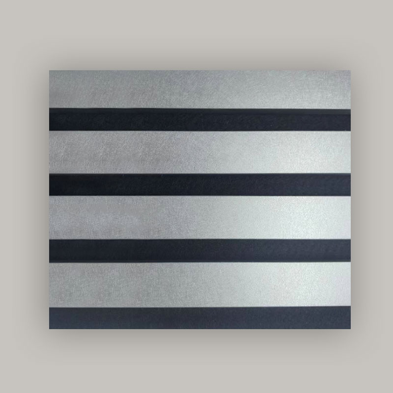 그릴 벽/음향 벽 패널(3면 PVC 포장) - 금속 브러시 색상 2400/2700mm x 600mm